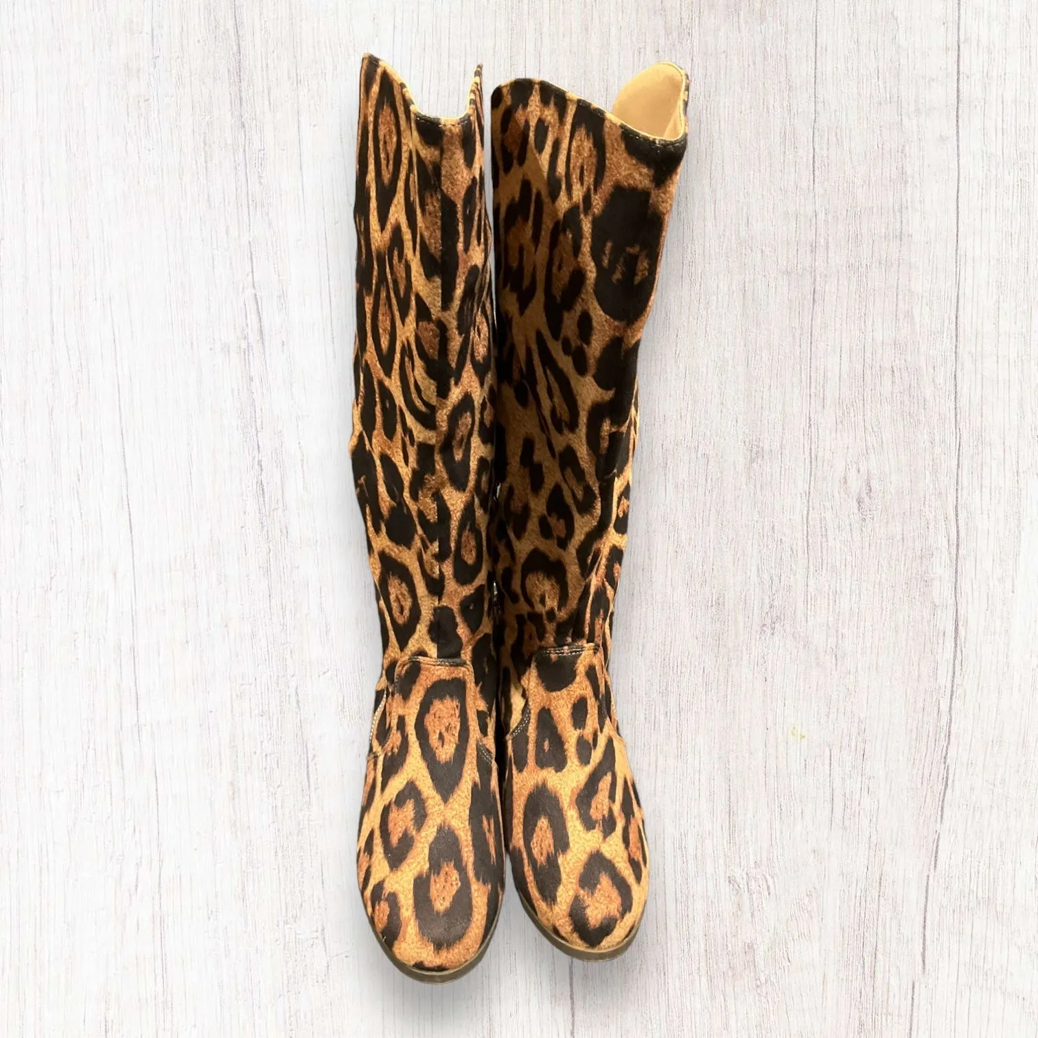 Animal Print Boots Knee Flats Clothes Mentor, Size 6.5