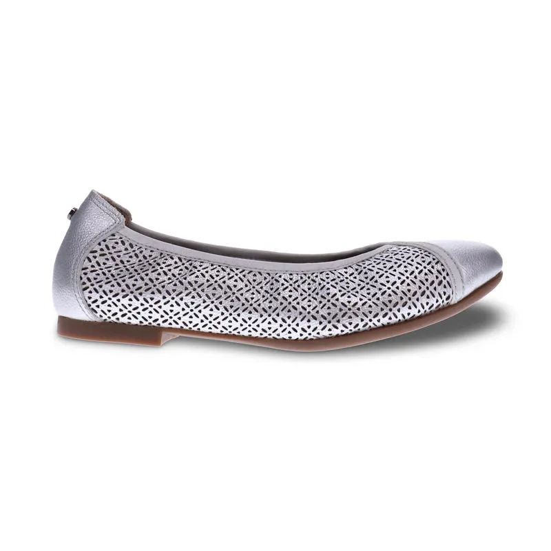 Nairobi Pearl Laser -  Revere Comfort Shoes at Brandys Shoes