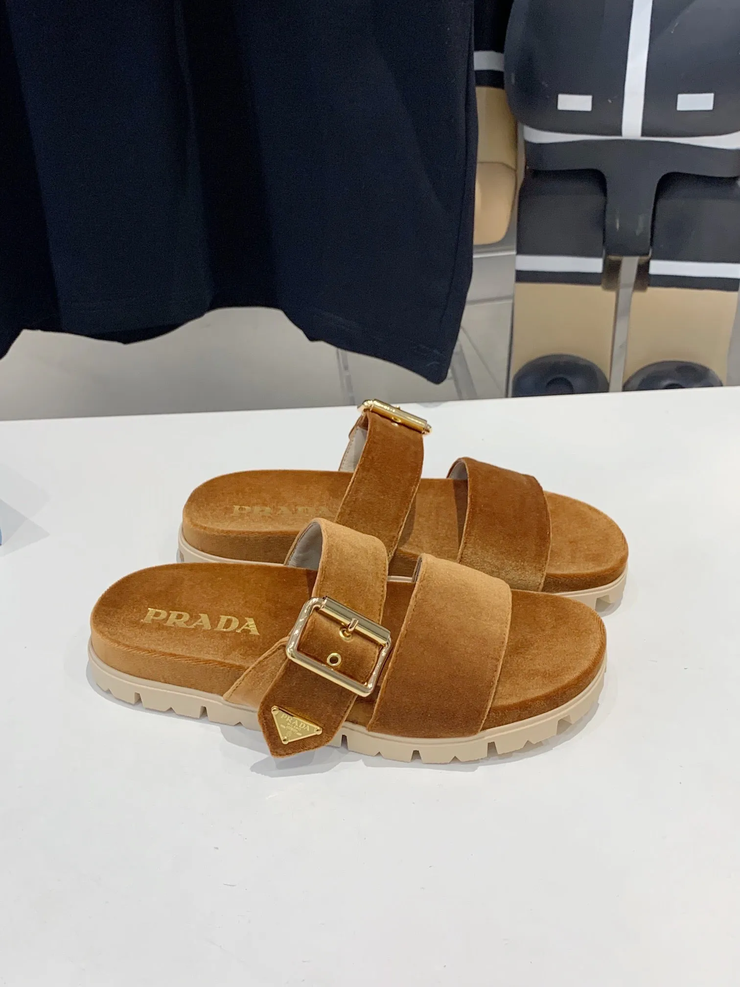 PRA SLIDES SANDALS CAMEL VELVET