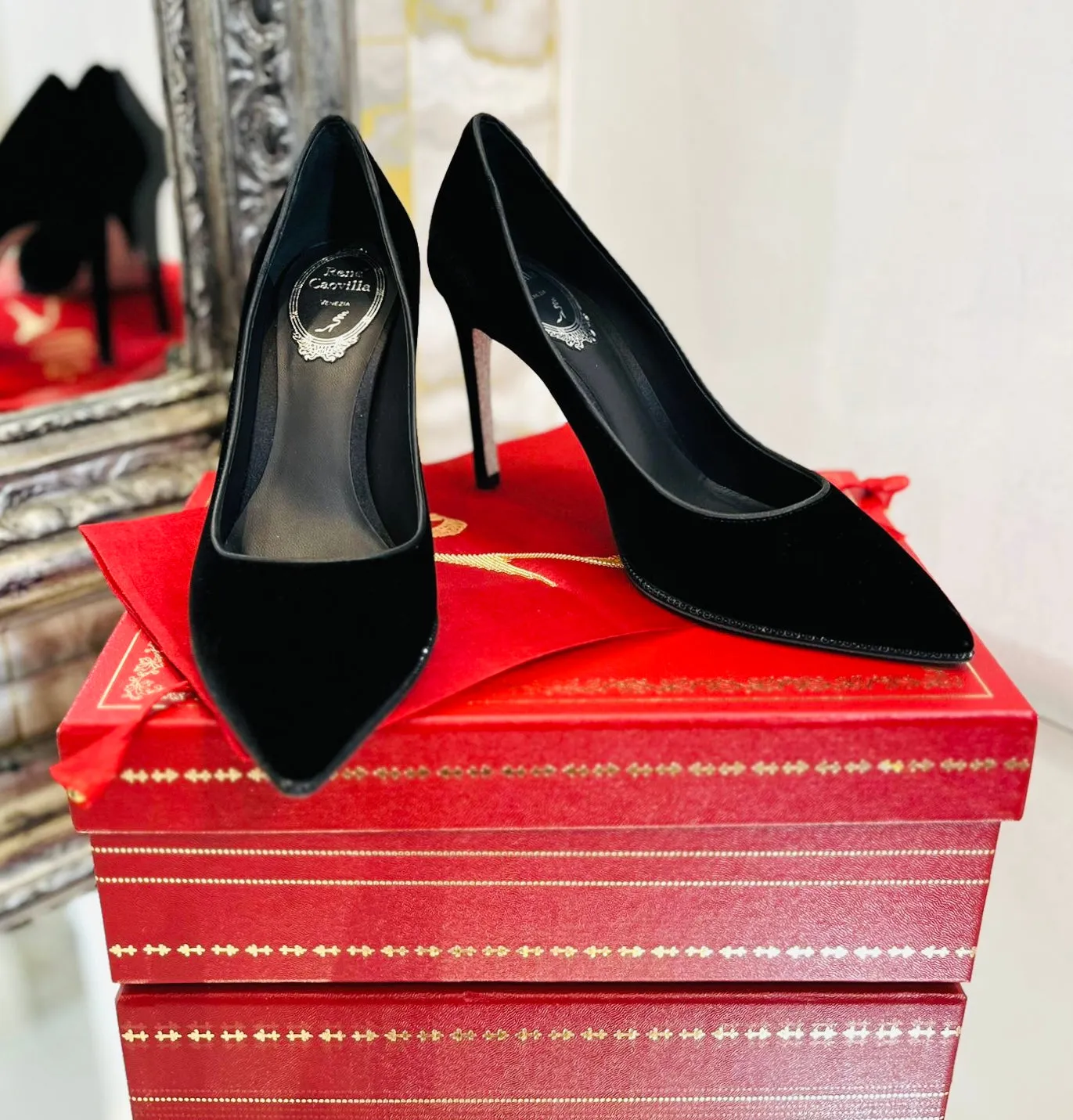 Rene Caovilla Velvet & Crystal Heels. Size 36.5