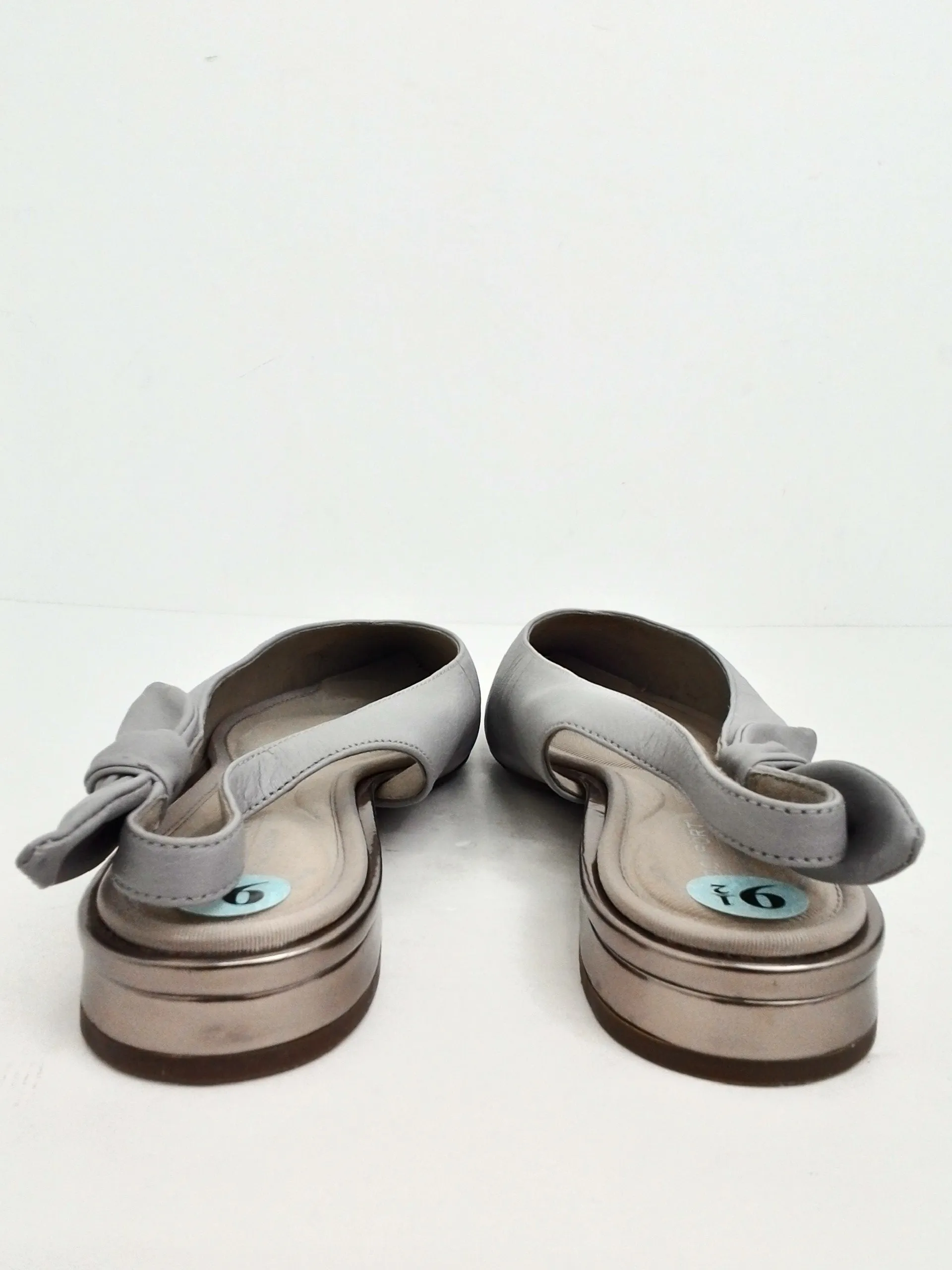 Rockport Women's Grey Flats Size 9.5