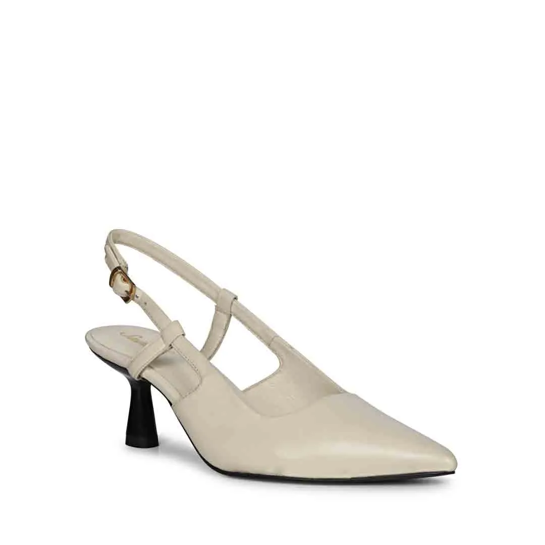 Saint Josie Offwhite Leather Pumps