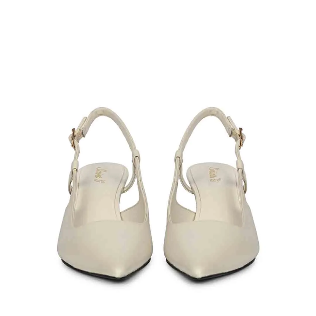 Saint Josie Offwhite Leather Pumps