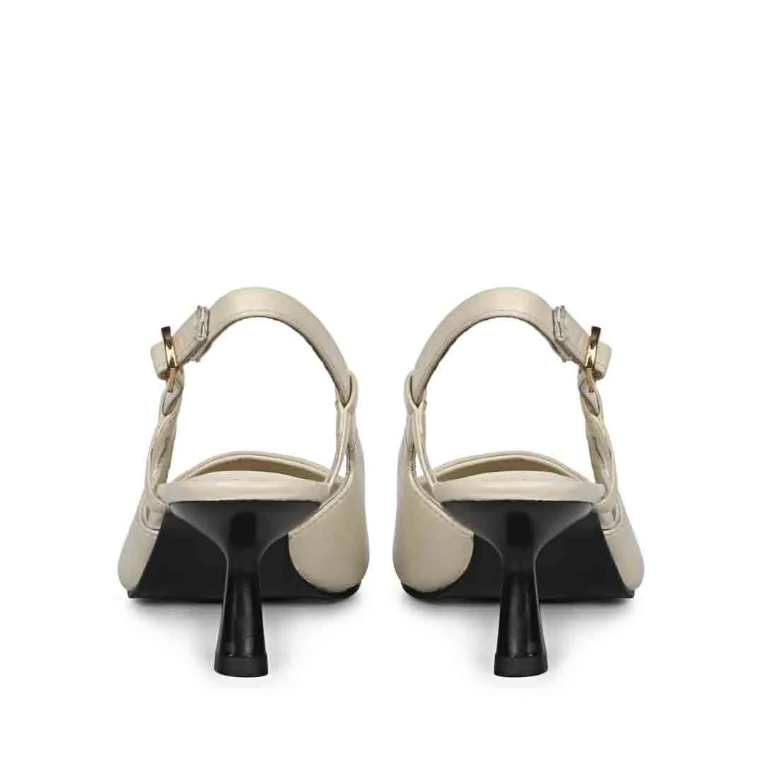 Saint Josie Offwhite Leather Pumps