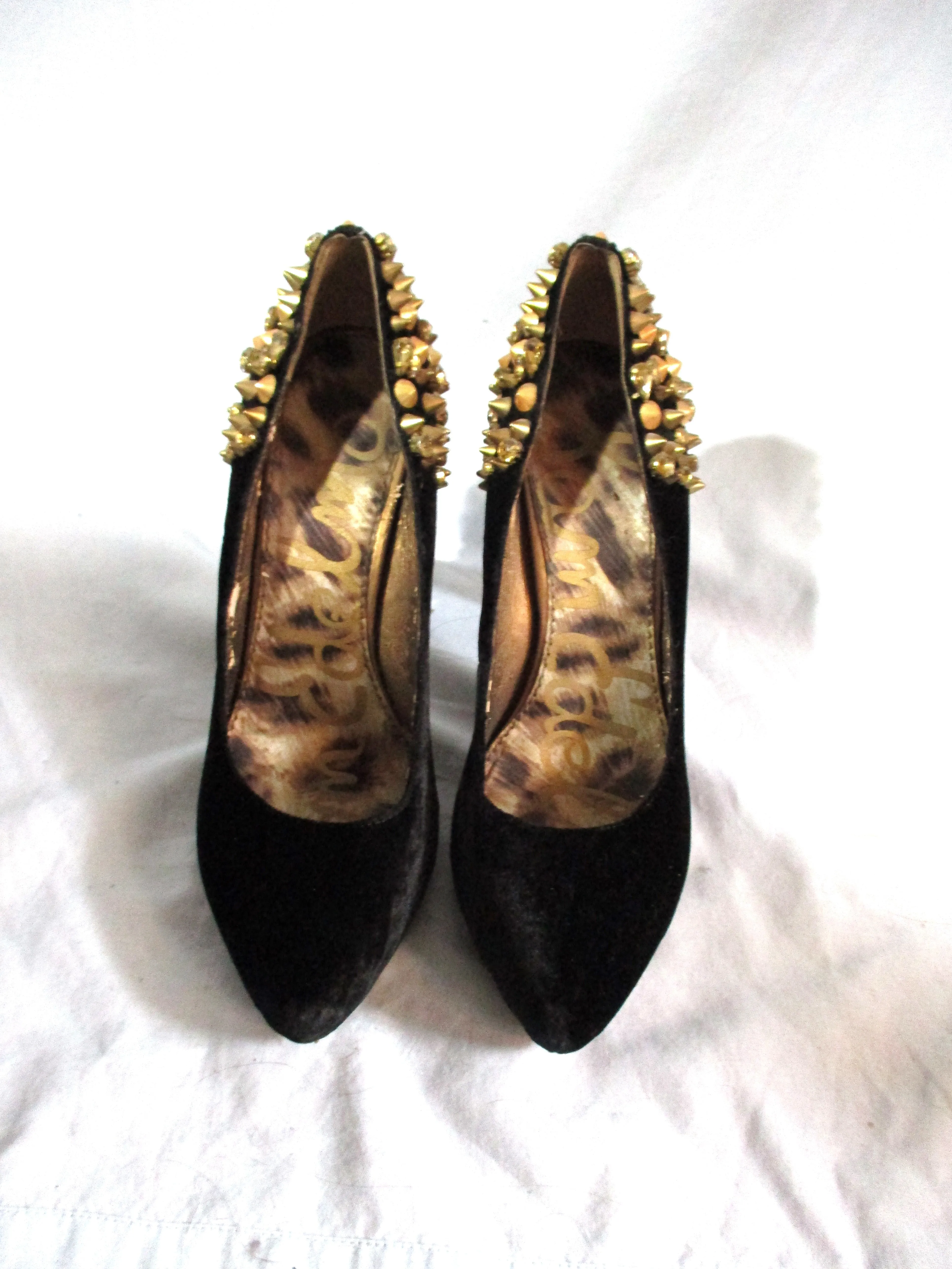 SAM EDELMAN ROZA SPIKE Jewel Encrusted Velvet Stiletto Pump Shoe BLACK 9