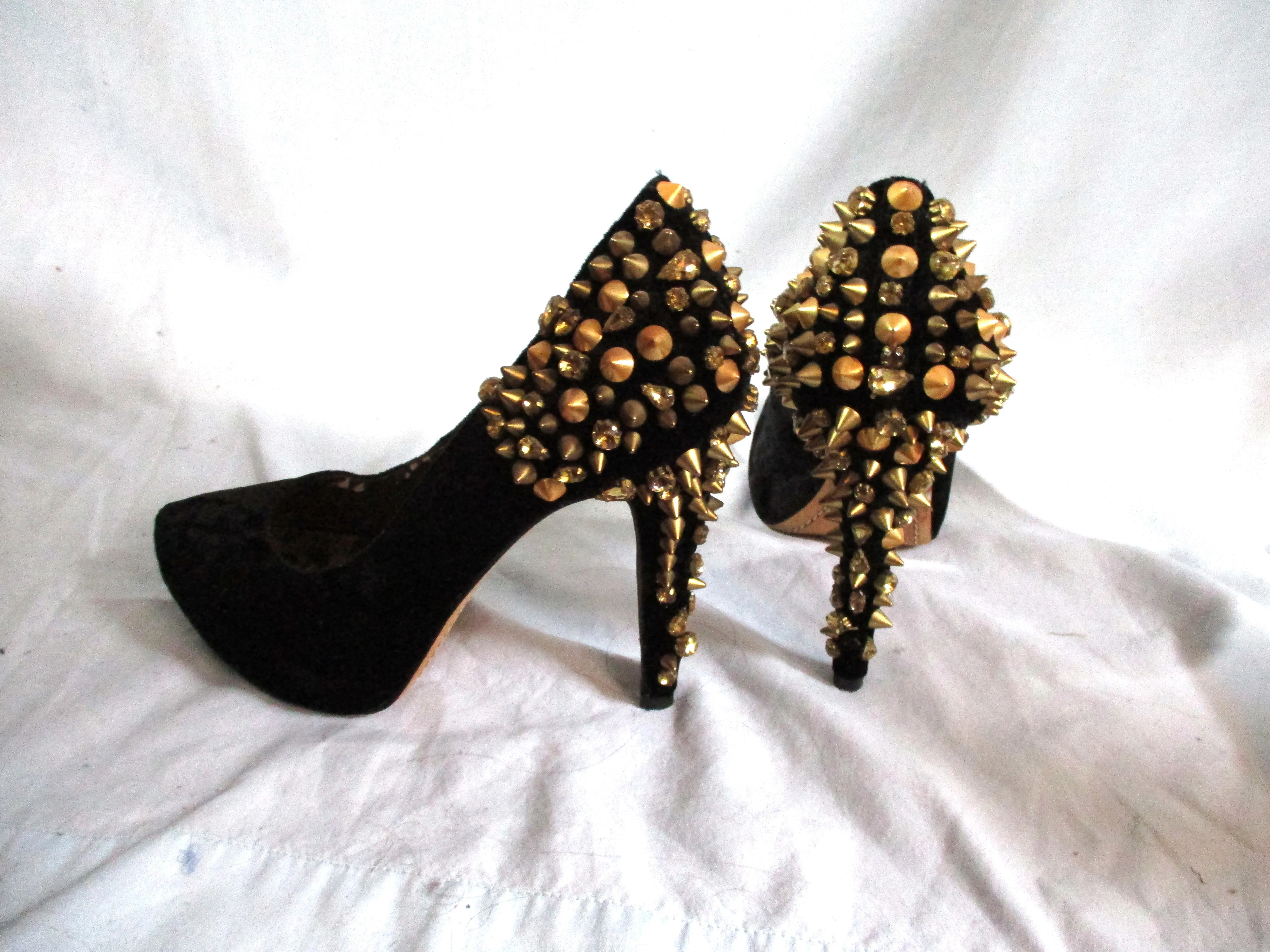 SAM EDELMAN ROZA SPIKE Jewel Encrusted Velvet Stiletto Pump Shoe BLACK 9