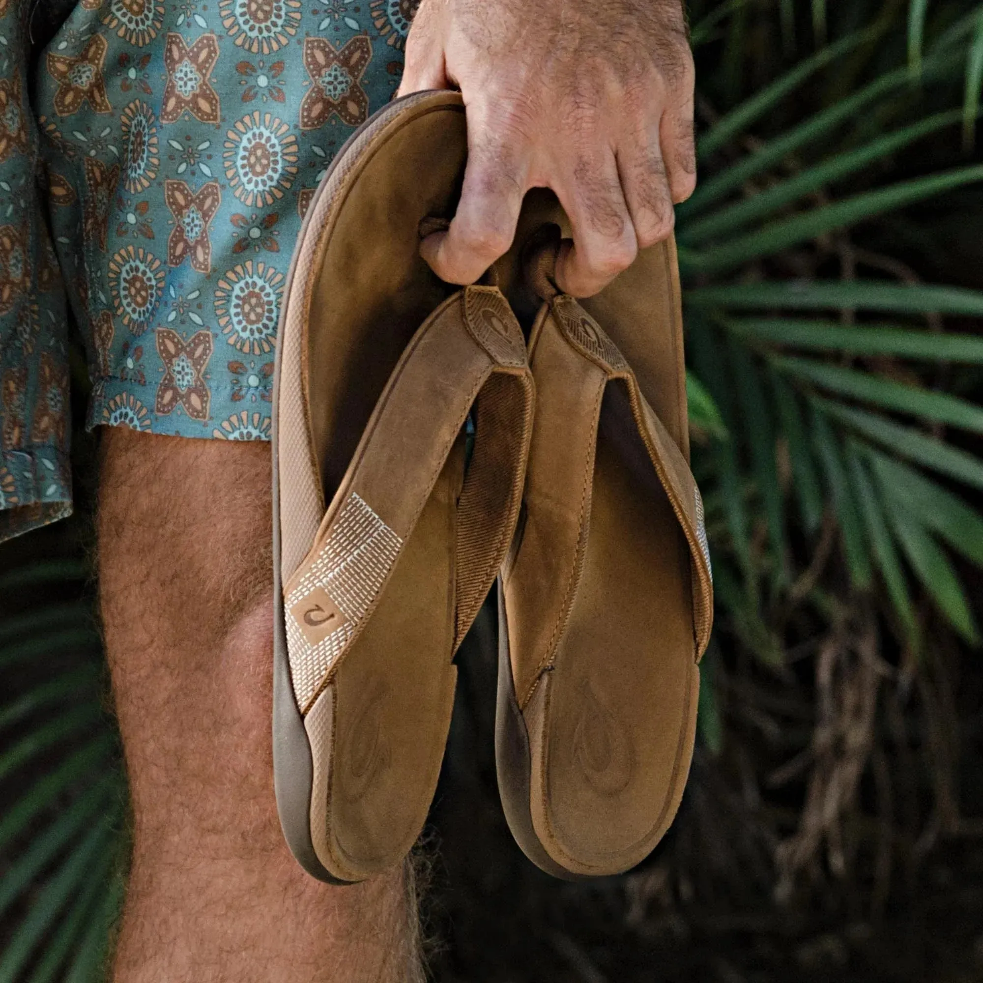 Tuahine Men's Leather Beach Sandals - Toffee