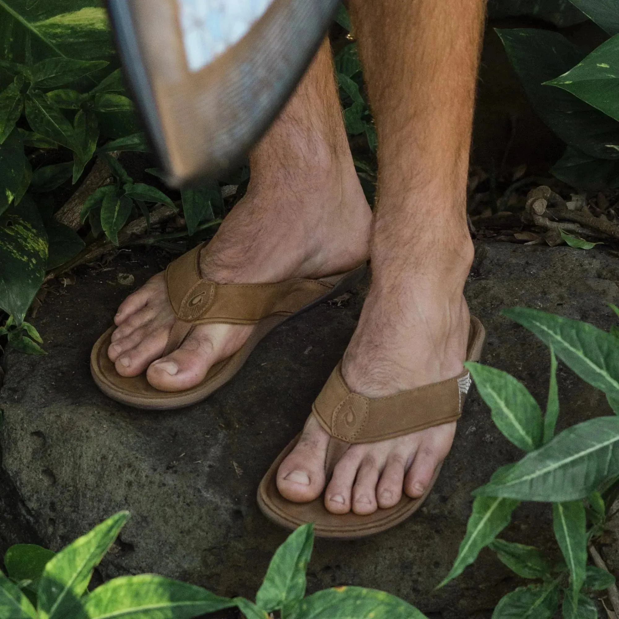 Tuahine Men's Leather Beach Sandals - Toffee