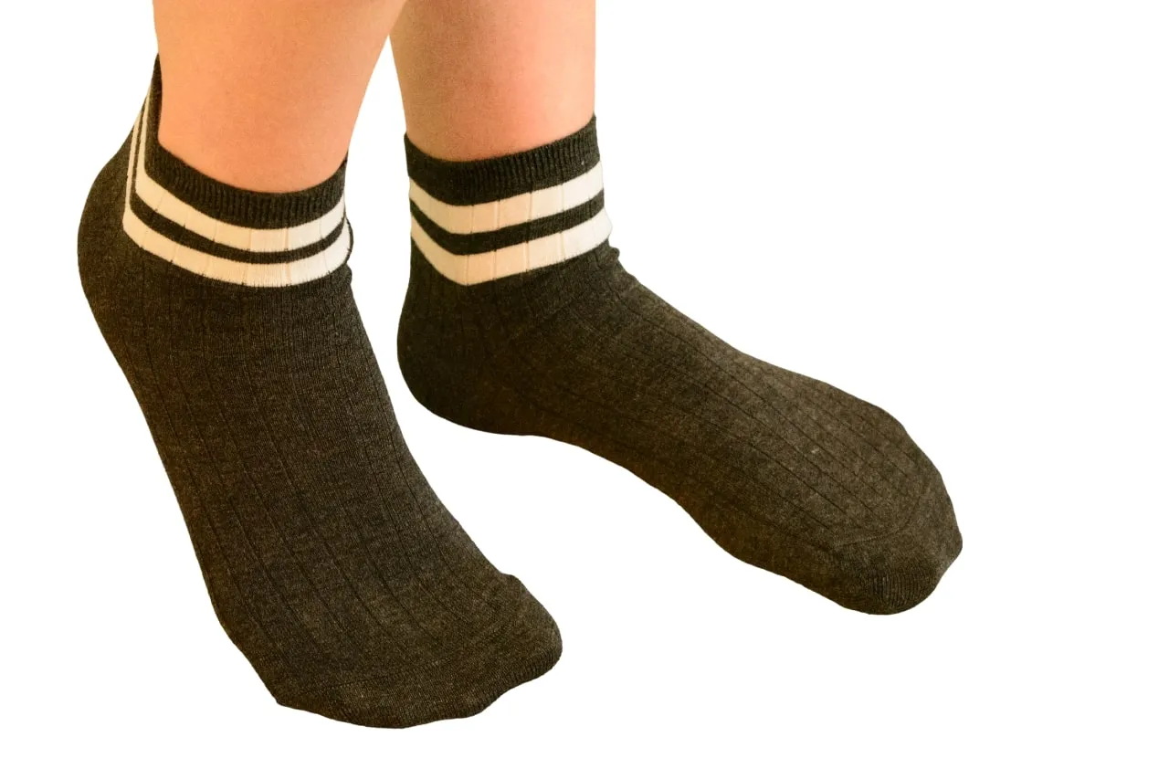 Women's Rayon Quarter Hi Performance Socks Striped Ankle and Sporty