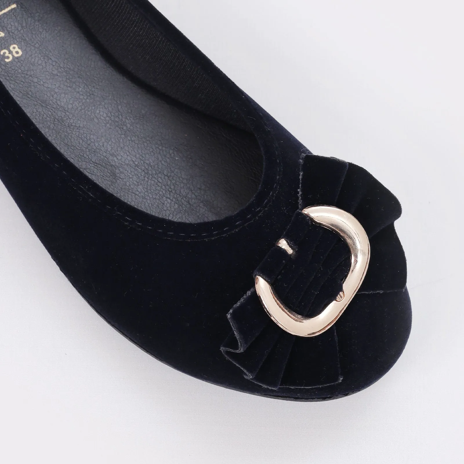 Women's Velvet Pumps